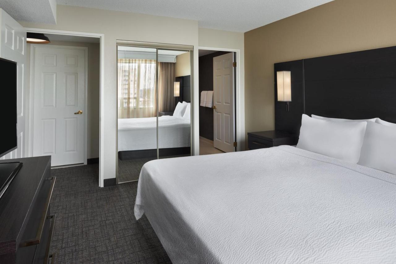 Residence Inn By Marriott London Canada Екстер'єр фото