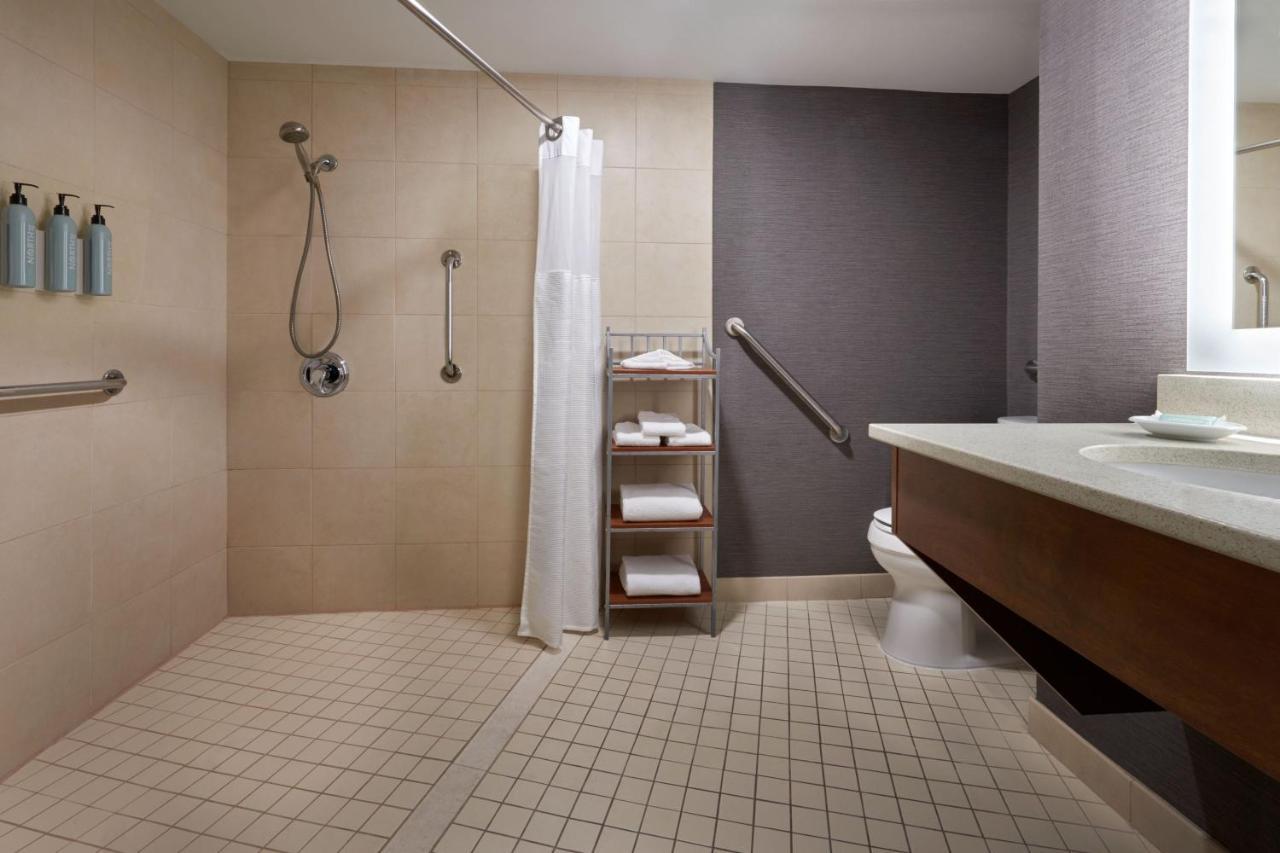 Residence Inn By Marriott London Canada Екстер'єр фото