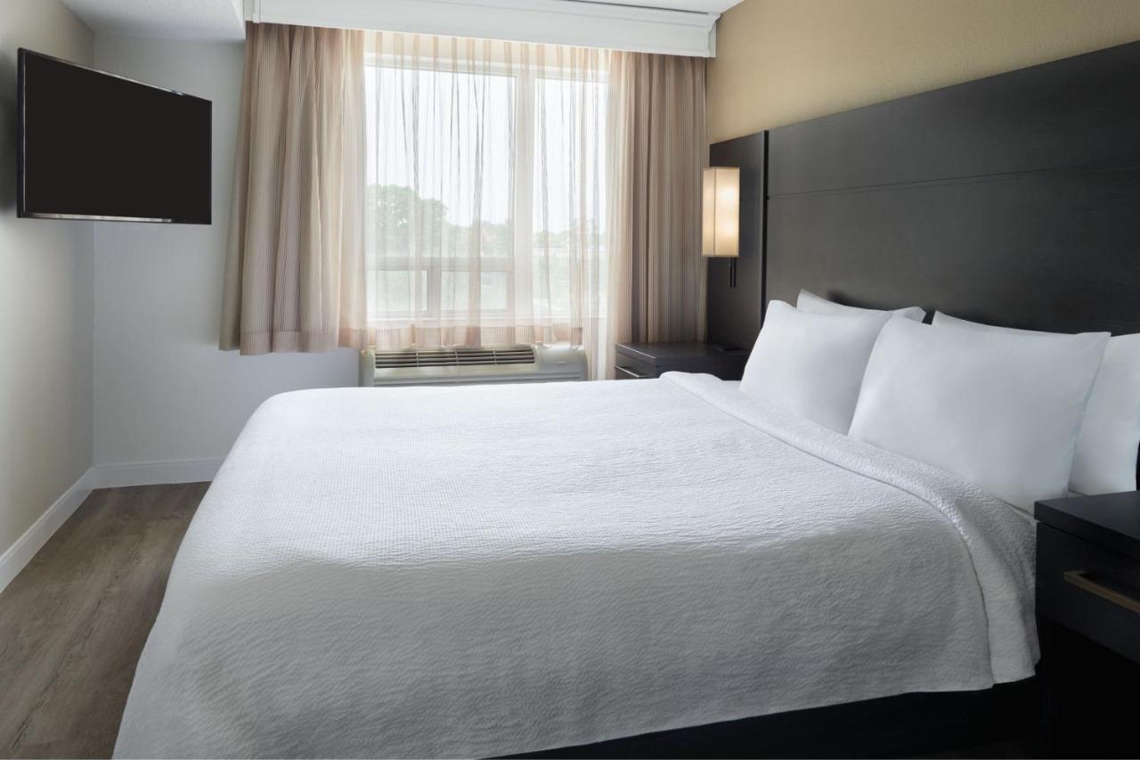 Residence Inn By Marriott London Canada Екстер'єр фото
