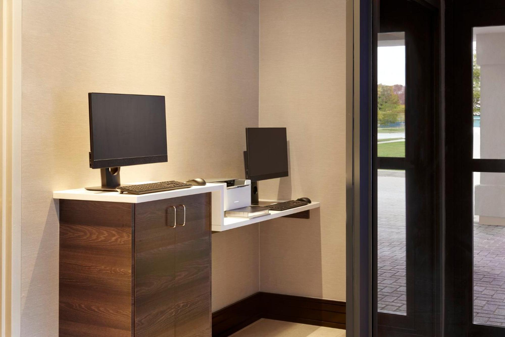 Residence Inn By Marriott London Canada Екстер'єр фото